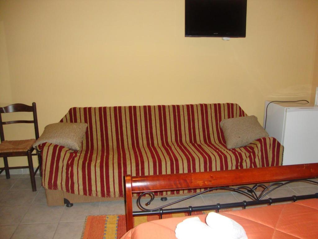 Kafiona Guesthouse Pírgos Dhiroú 客房 照片