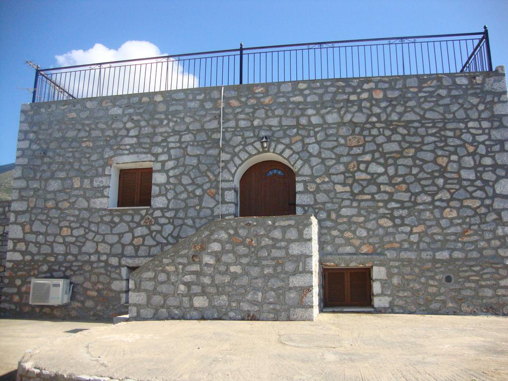 Kafiona Guesthouse Pírgos Dhiroú 外观 照片